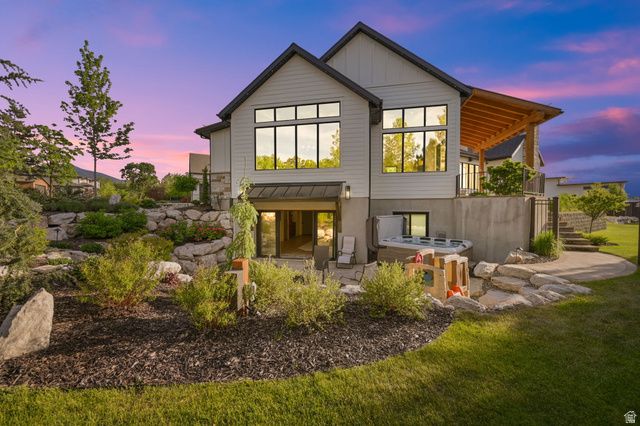 8122 S WILLOW CV, Cottonwood Heights, UT 84093