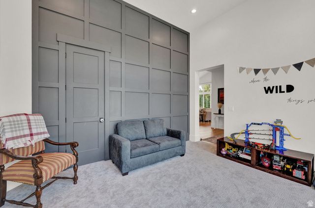 8122 S WILLOW CV, Cottonwood Heights, UT 84093