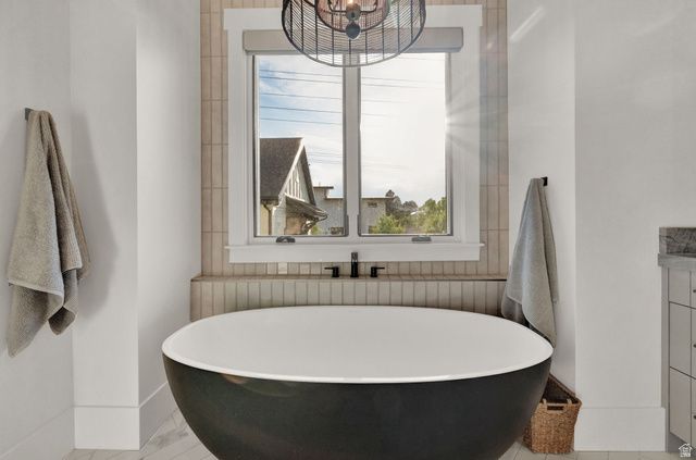 8122 S WILLOW CV, Cottonwood Heights, UT 84093