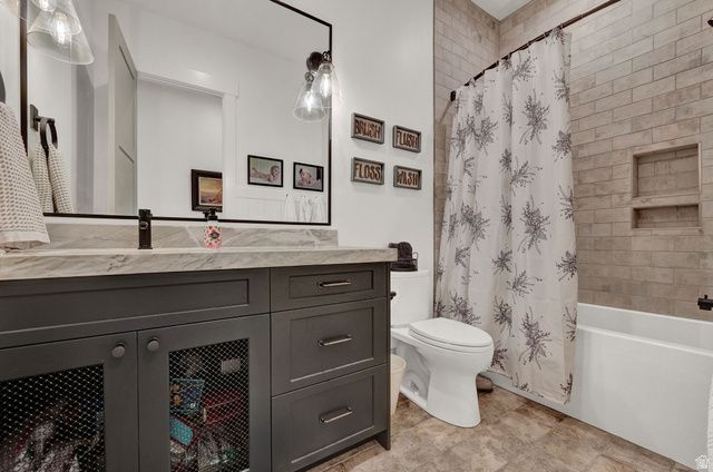 8122 S WILLOW CV, Cottonwood Heights, UT 84093