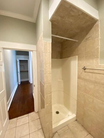 4727 Walker Street A, Houston, TX 77023