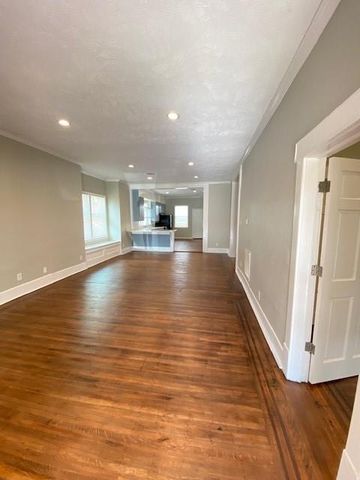 4727 Walker Street A, Houston, TX 77023