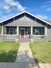 4727 Walker Street A, Houston, TX 77023