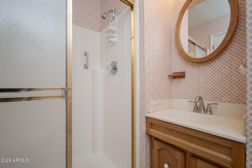 Image 16 of property listing at 763 S ROSEMONT --, Mesa, AZ 85206