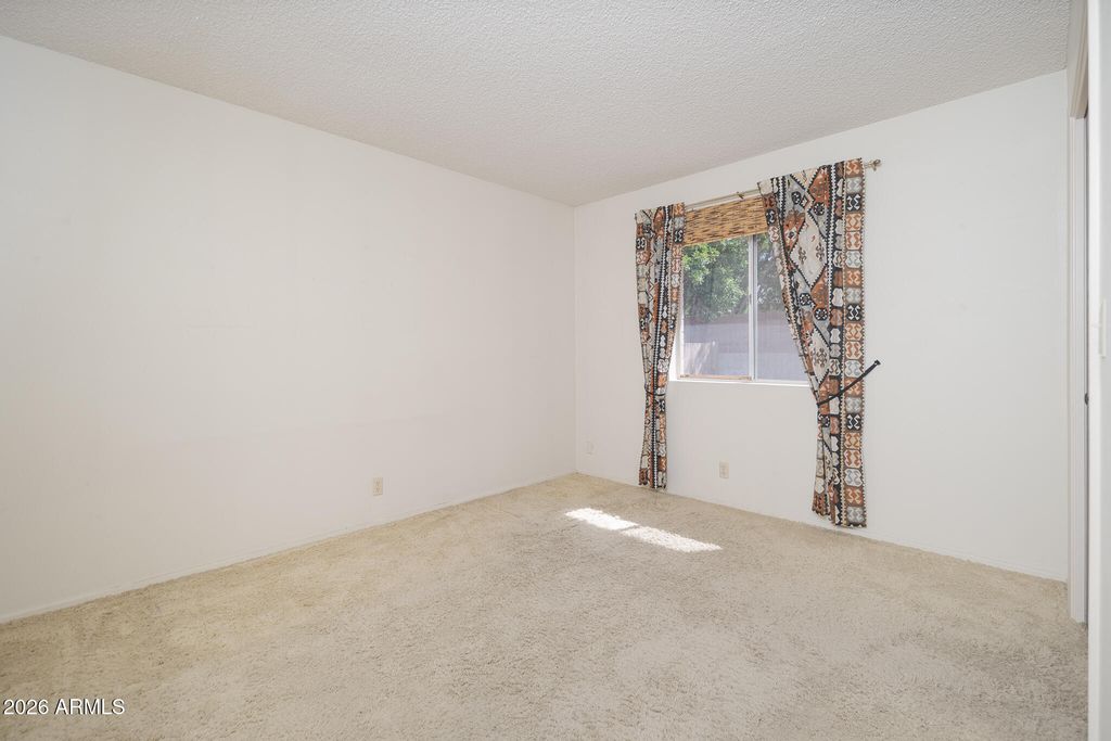 Image 20 of property listing at 763 S ROSEMONT --, Mesa, AZ 85206