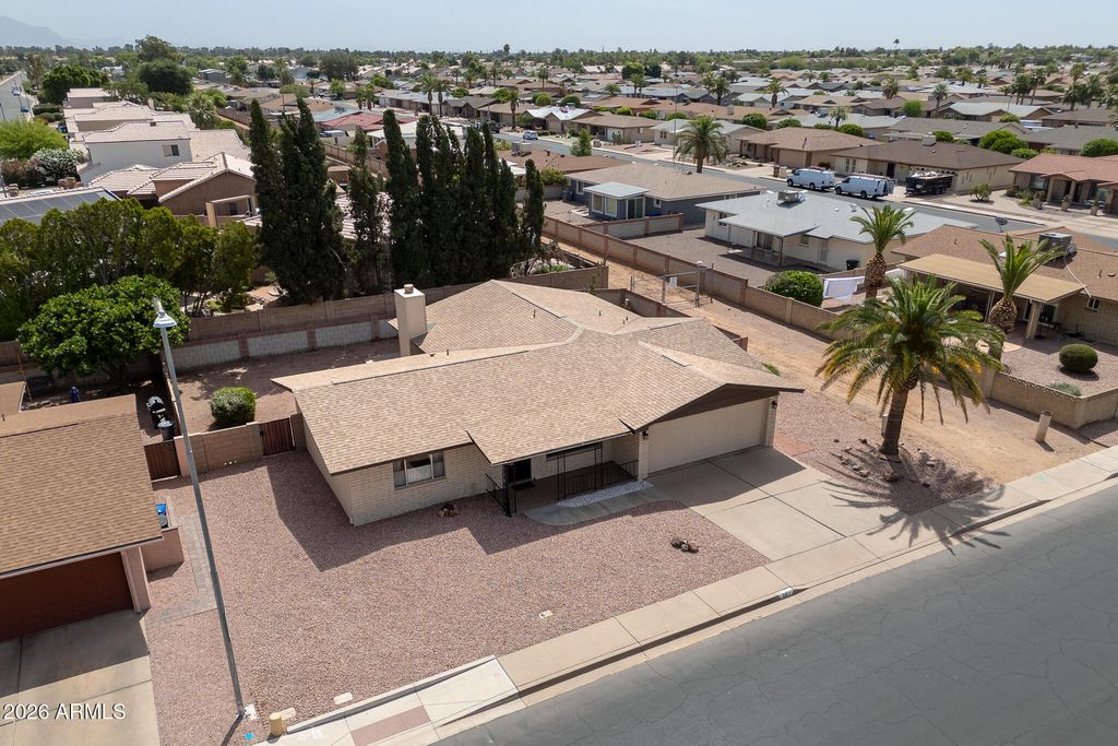 Image 5 of property listing at 763 S ROSEMONT --, Mesa, AZ 85206