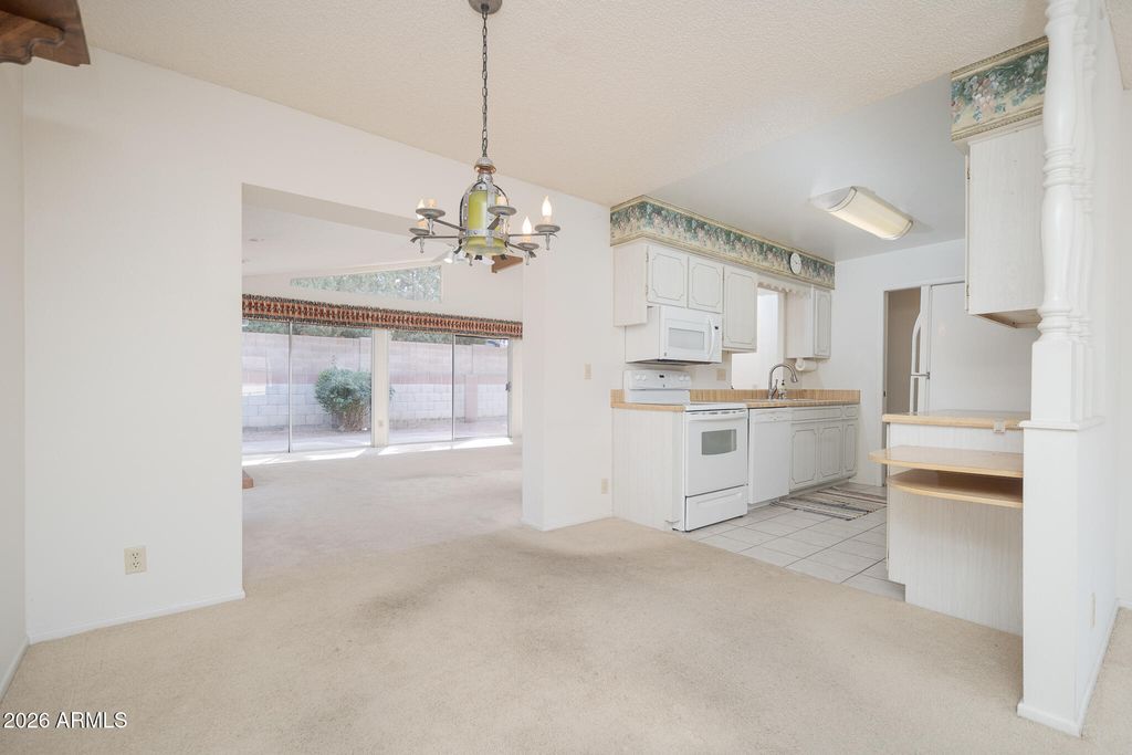 Image 8 of property listing at 763 S ROSEMONT --, Mesa, AZ 85206