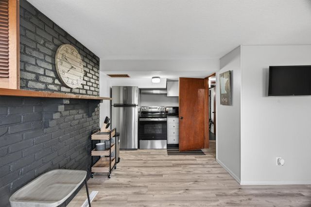 1561 11th Avenue NE, Rochester, MN 55906