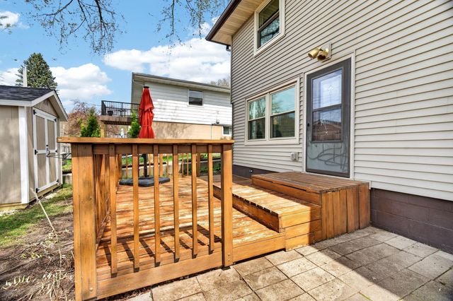 1561 11th Avenue NE, Rochester, MN 55906