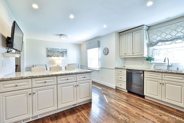 981 Eastland Terrace, Anderson Twp, OH 45230