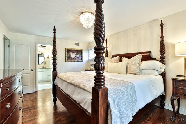 981 Eastland Terrace, Anderson Twp, OH 45230