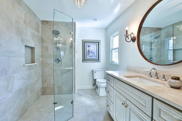 981 Eastland Terrace, Anderson Twp, OH 45230