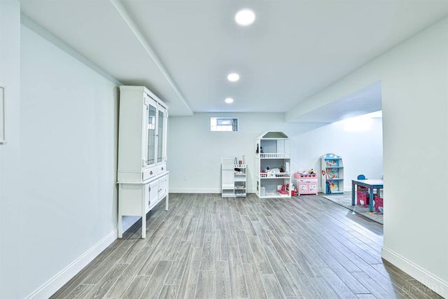 981 Eastland Terrace, Anderson Twp, OH 45230