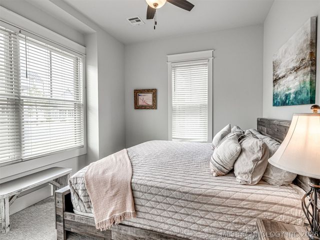 76 Lower Green Way, Carlton Landing, OK 74432