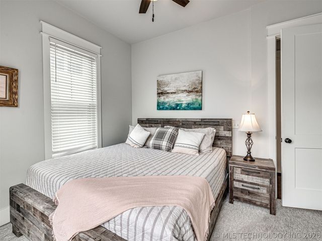 76 Lower Green Way, Carlton Landing, OK 74432