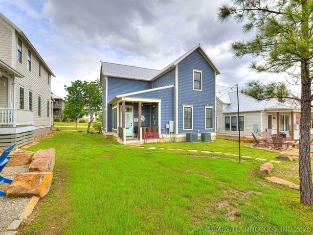 76 Lower Green Way, Carlton Landing, OK 74432