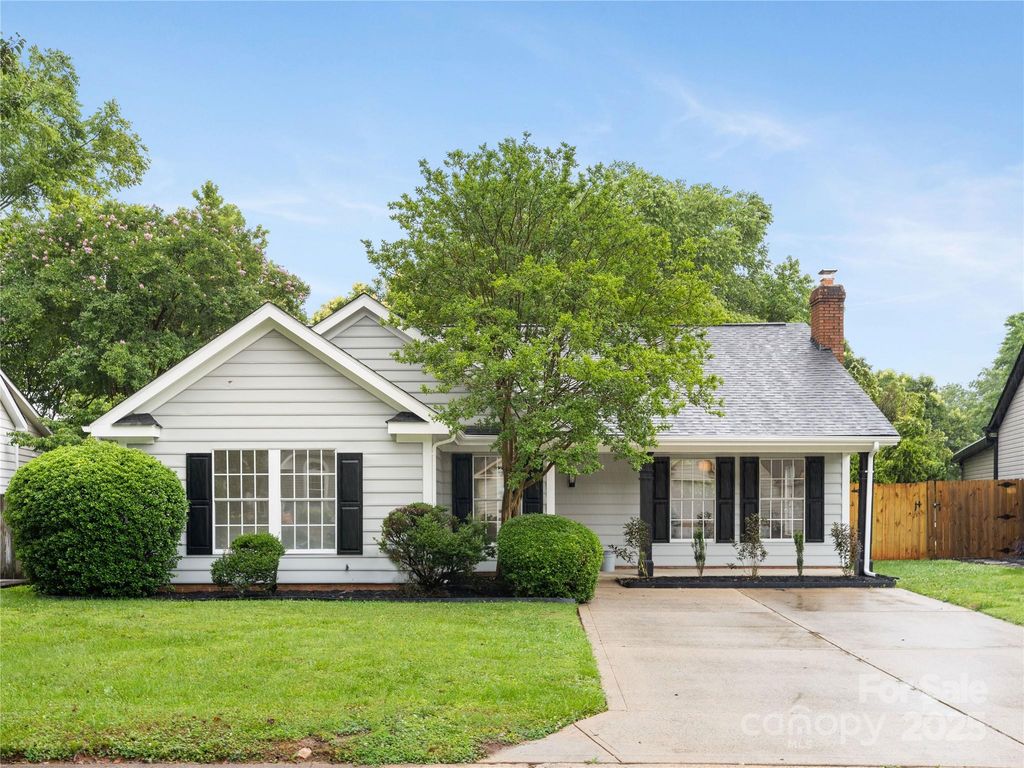 12013 Dolomite Drive, Pineville, NC 28134