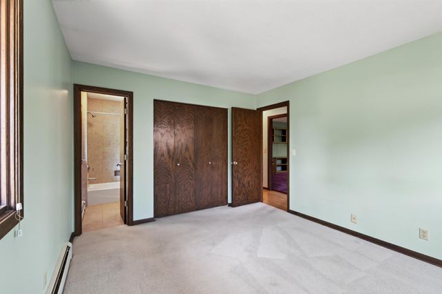 2352 Sioux Court, New Brighton, MN 55112