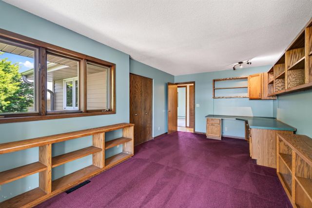 2352 Sioux Court, New Brighton, MN 55112