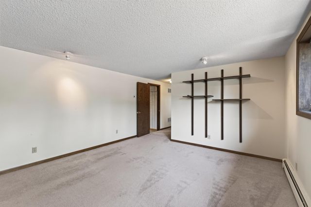 2352 Sioux Court, New Brighton, MN 55112
