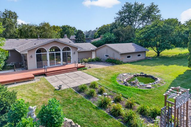 2352 Sioux Court, New Brighton, MN 55112