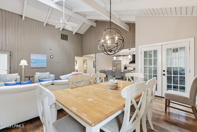 67 Forest Drive, Hilton Head Island, SC 29928