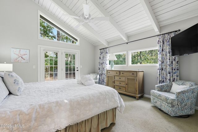 67 Forest Drive, Hilton Head Island, SC 29928