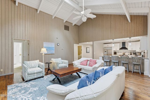 67 Forest Drive, Hilton Head Island, SC 29928