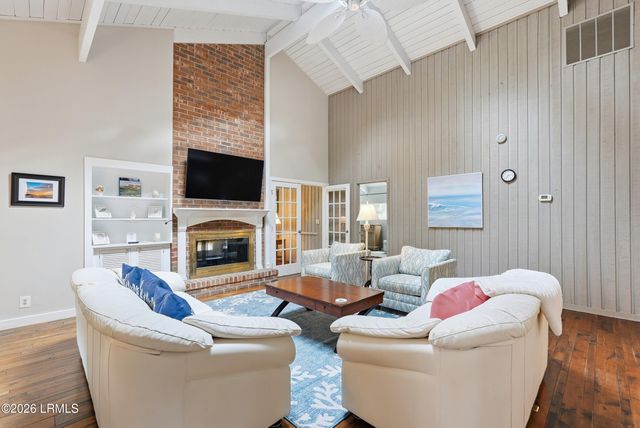 67 Forest Drive, Hilton Head Island, SC 29928