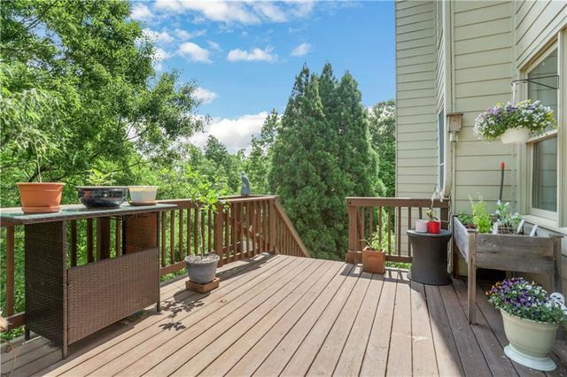 639 Grand Folia Court, Sugar Hill, GA 30518