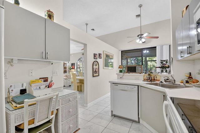 7147 Le Chalet Boulevard, Boynton Beach, FL 33472