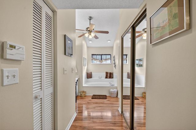7147 Le Chalet Boulevard, Boynton Beach, FL 33472