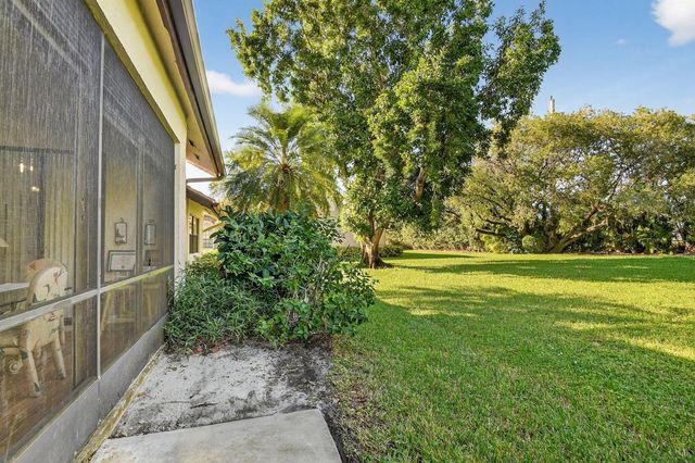 7147 Le Chalet Boulevard, Boynton Beach, FL 33472
