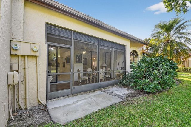 7147 Le Chalet Boulevard, Boynton Beach, FL 33472
