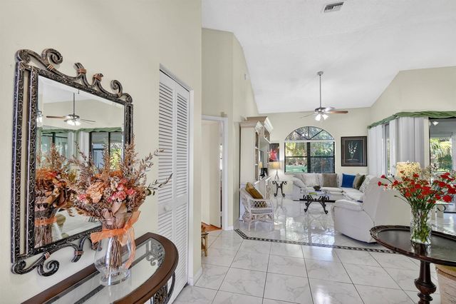 7147 Le Chalet Boulevard, Boynton Beach, FL 33472