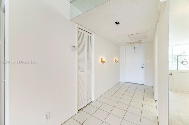 605 Oaks Drive 607, Pompano Beach, FL 33069