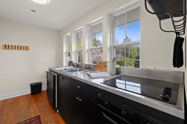 157 Apple Ave, Grass Valley, CA 95945