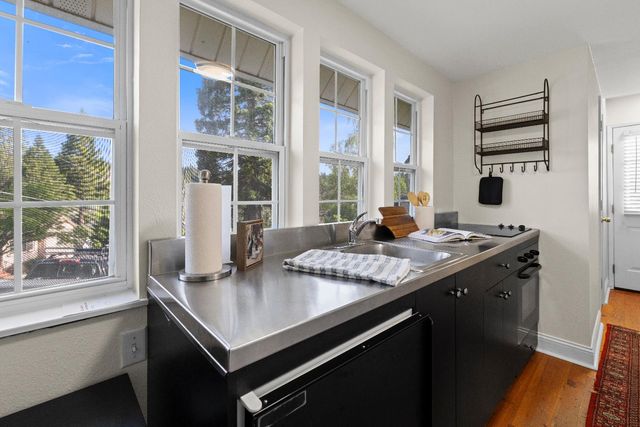 157 Apple Ave, Grass Valley, CA 95945