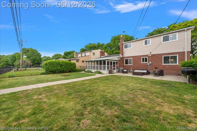 23237 Robert John Street, Saint Clair Shores, MI 48080