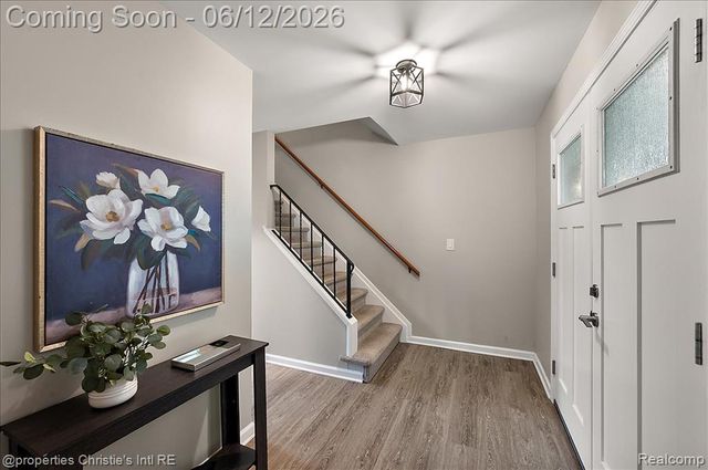 23237 Robert John Street, Saint Clair Shores, MI 48080