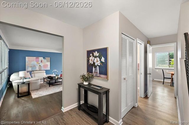 23237 Robert John Street, Saint Clair Shores, MI 48080