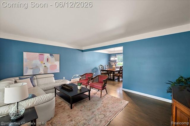 23237 Robert John Street, Saint Clair Shores, MI 48080