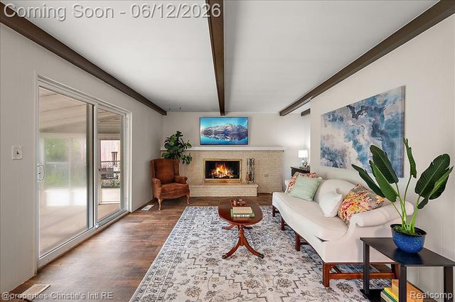 23237 Robert John Street, Saint Clair Shores, MI 48080