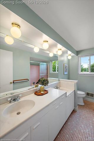 23237 Robert John Street, Saint Clair Shores, MI 48080