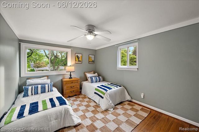23237 Robert John Street, Saint Clair Shores, MI 48080