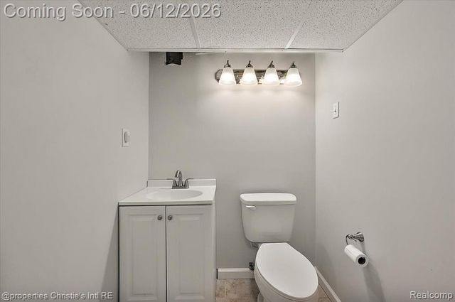 23237 Robert John Street, Saint Clair Shores, MI 48080