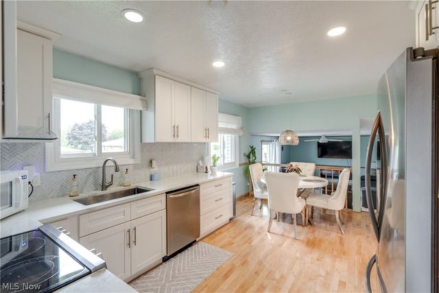 7739 Hoertz Road, Parma, OH 44134