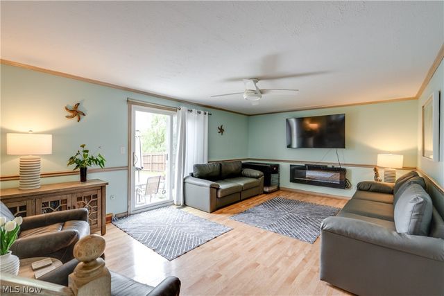 7739 Hoertz Road, Parma, OH 44134