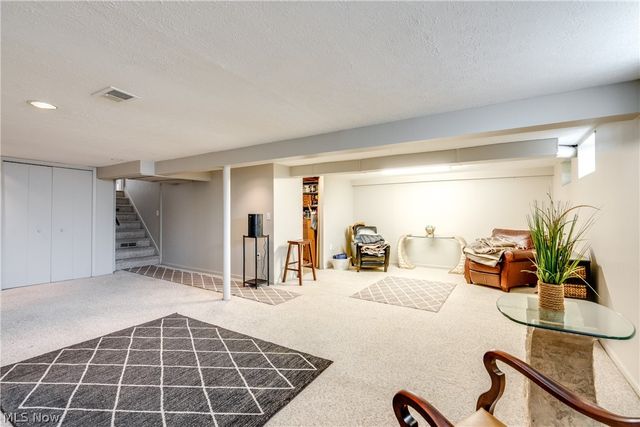 7739 Hoertz Road, Parma, OH 44134