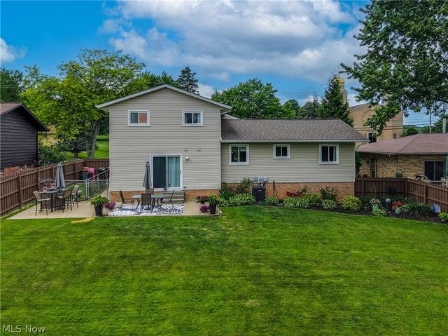 7739 Hoertz Road, Parma, OH 44134